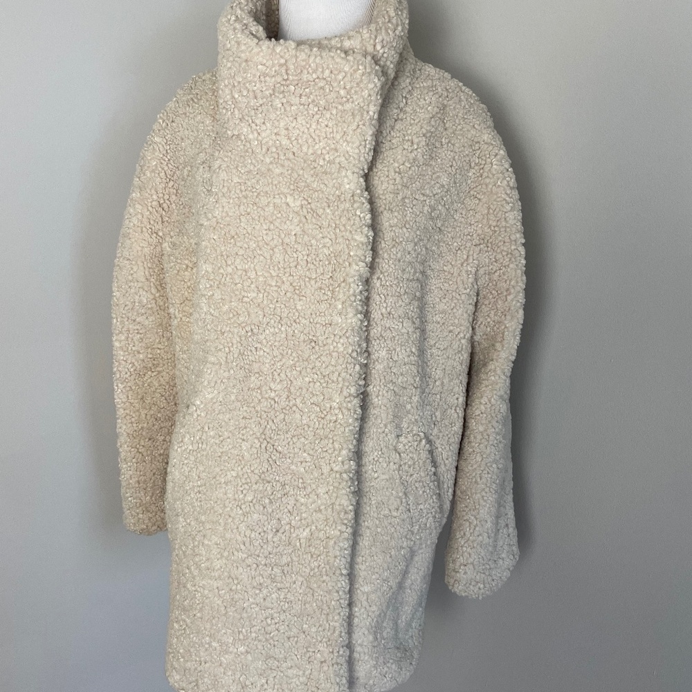 EUC Banana Republic Cream Teddy Coat